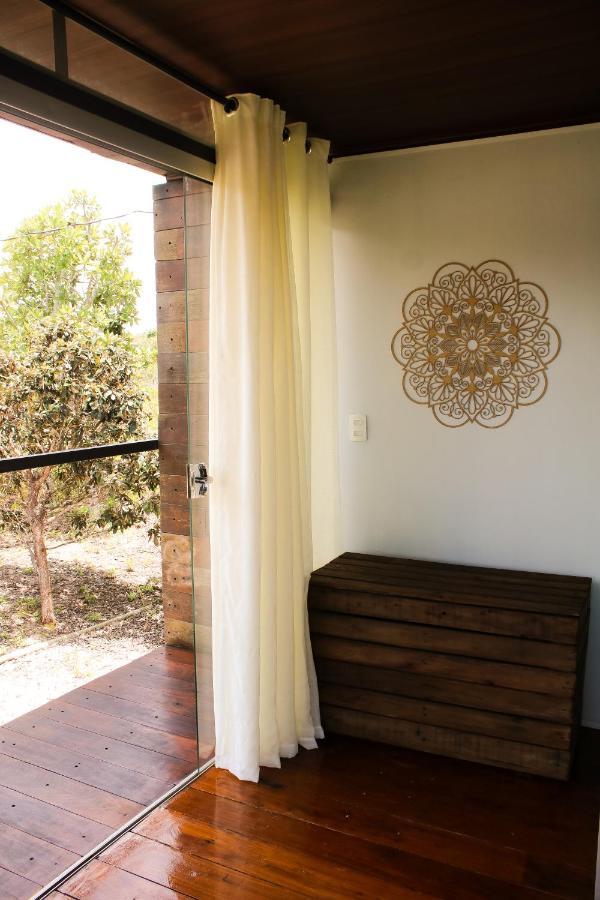 Отель Dolaco Na Chapada- Hospedagem Алту-Параизу-ди-Гояс Экстерьер фото