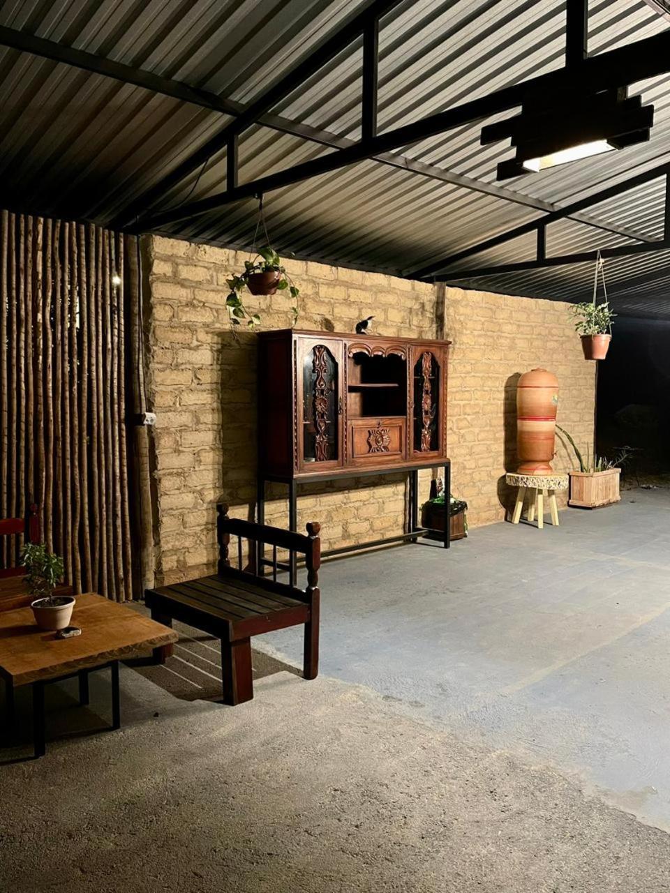Отель Dolaco Na Chapada- Hospedagem Алту-Параизу-ди-Гояс Экстерьер фото